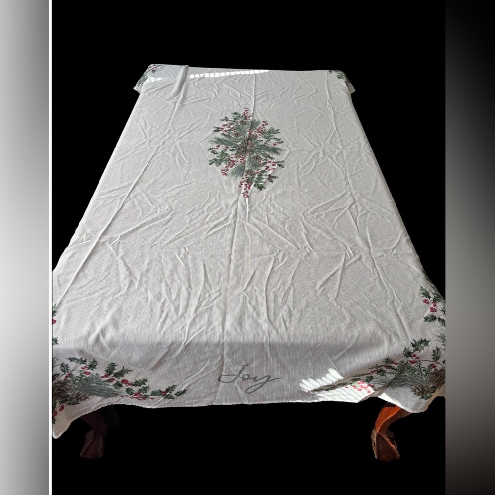 St. Nicholas Square White Tablecloth with Green Holly and Red Berry 59 X 100”